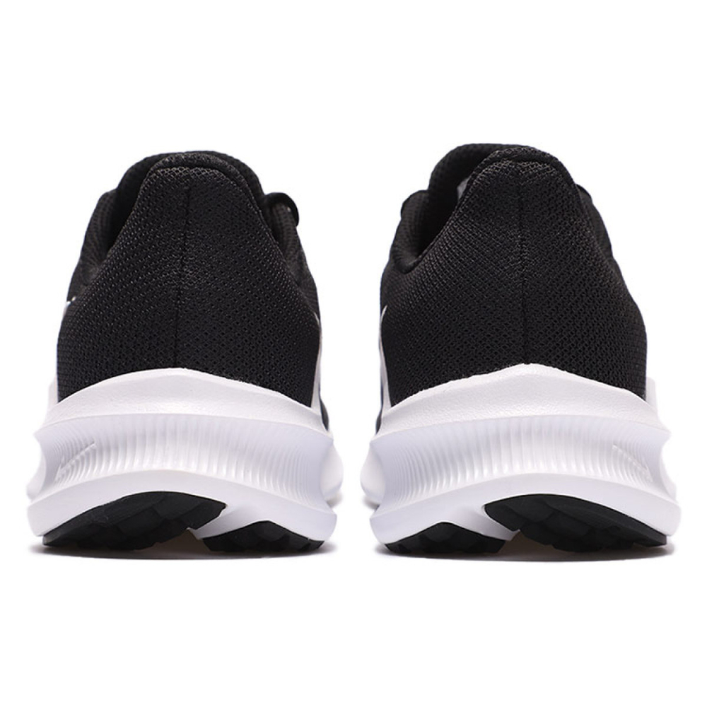 Nike Downshifter 11