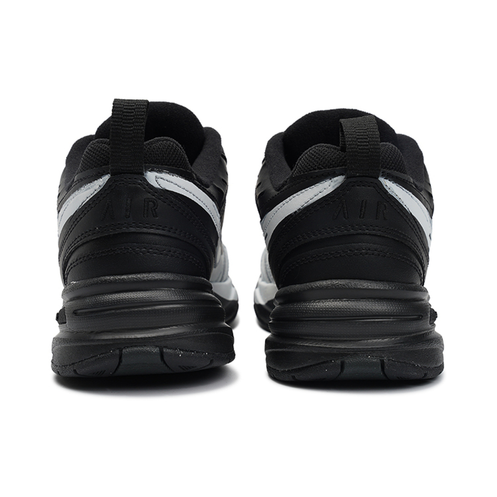 【 】 Nike Air Monarch 4