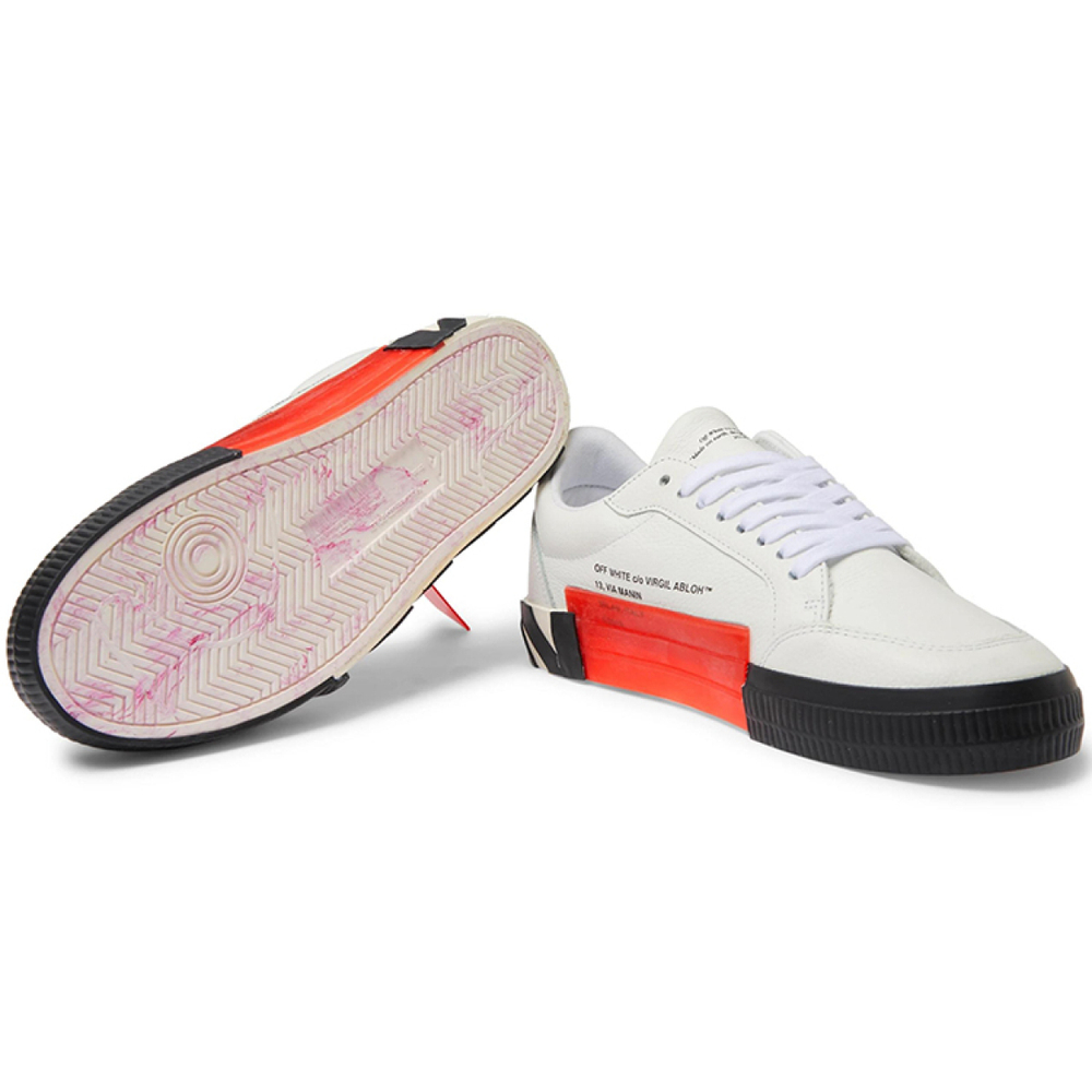 OFF-WHITE Virgil Abloh
