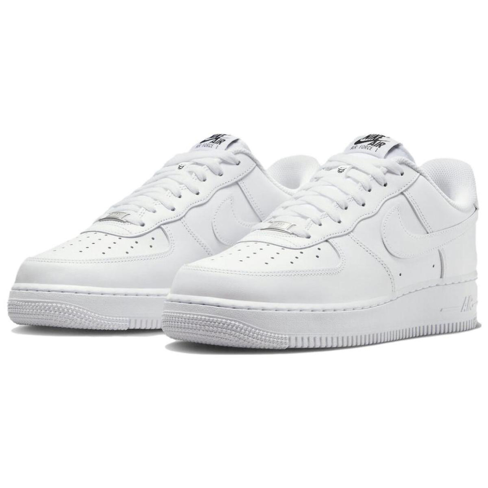 Nike Air Force 1 FlyEase