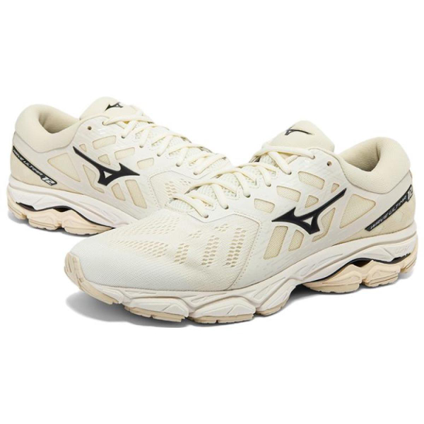 Mizuno Wave Ultima 12