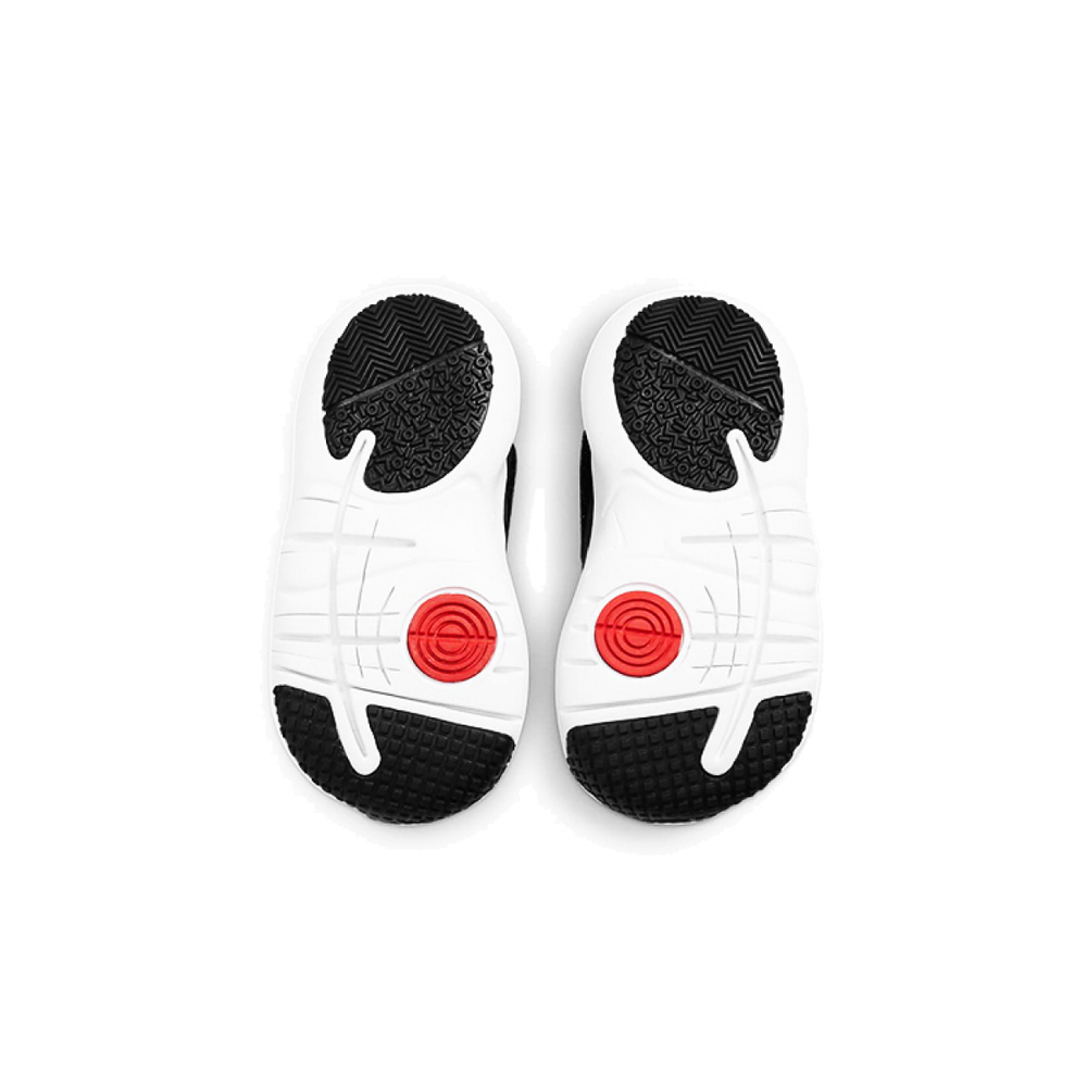 Nike Flex Advance