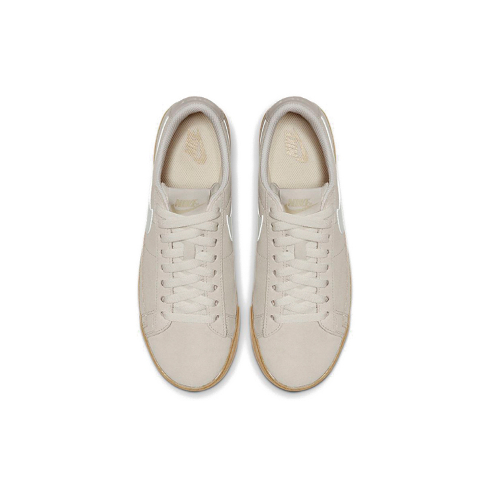 Nike Blazer SD