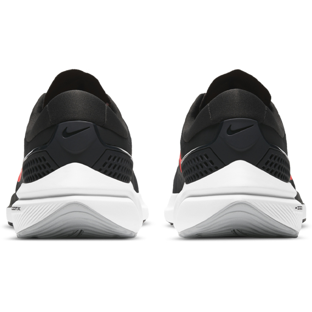 Nike Air Zoom Vomero 15