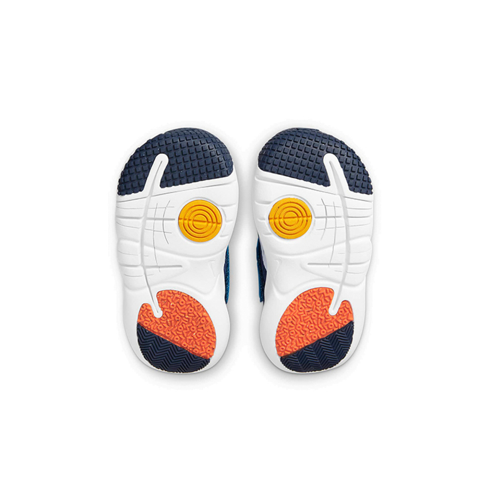 Nike Flex Advance