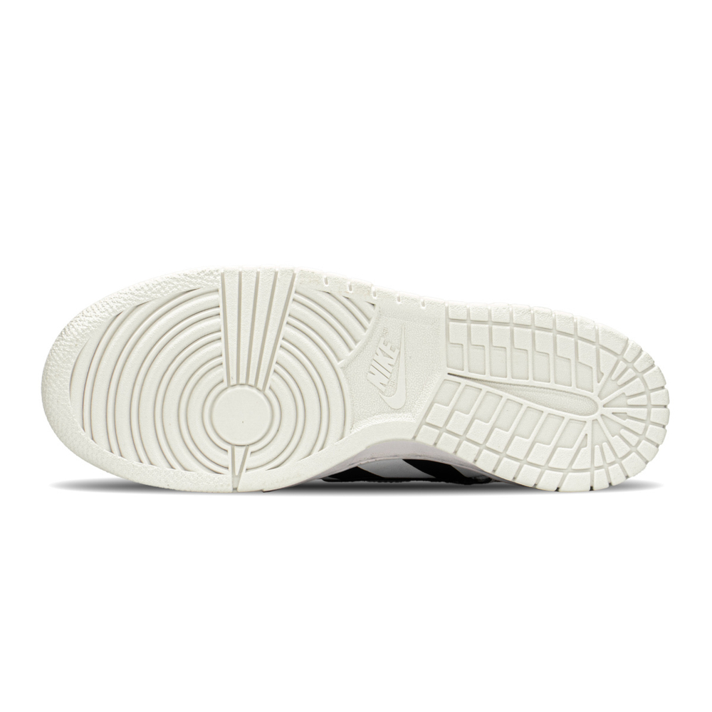【 】 Nike Dunk Vibe
