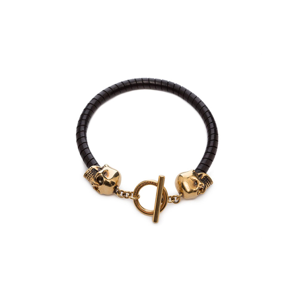 Alexander McQueen · T