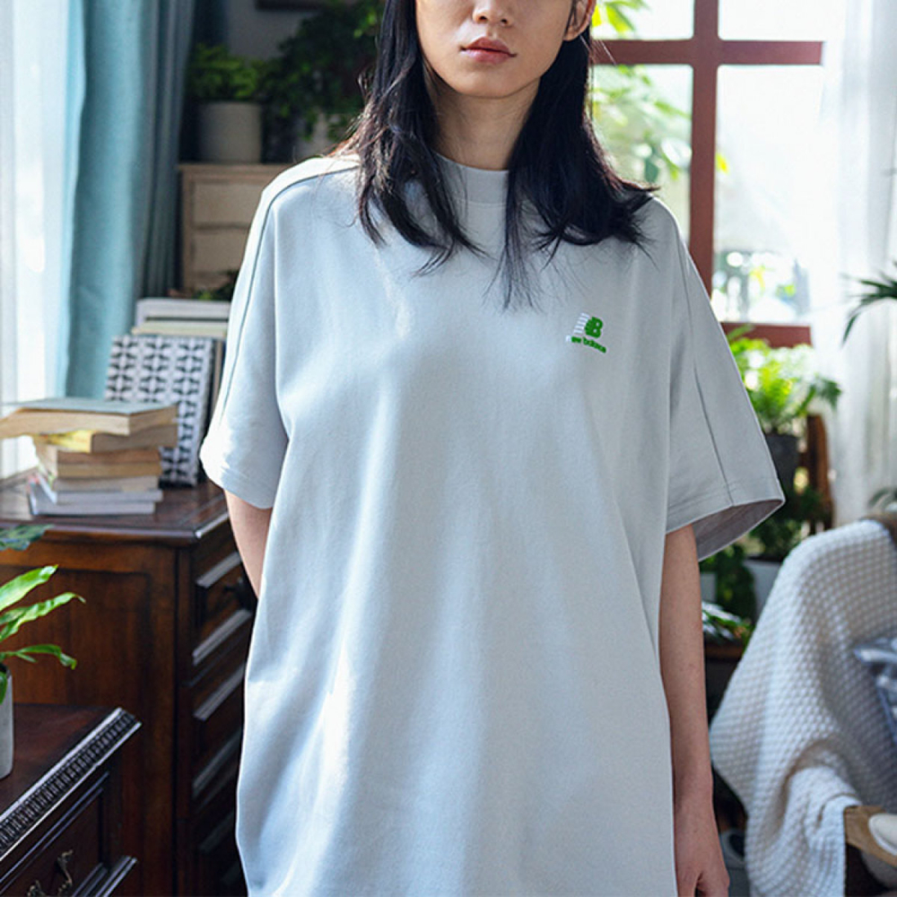 New Balance x nice rice Logo T
