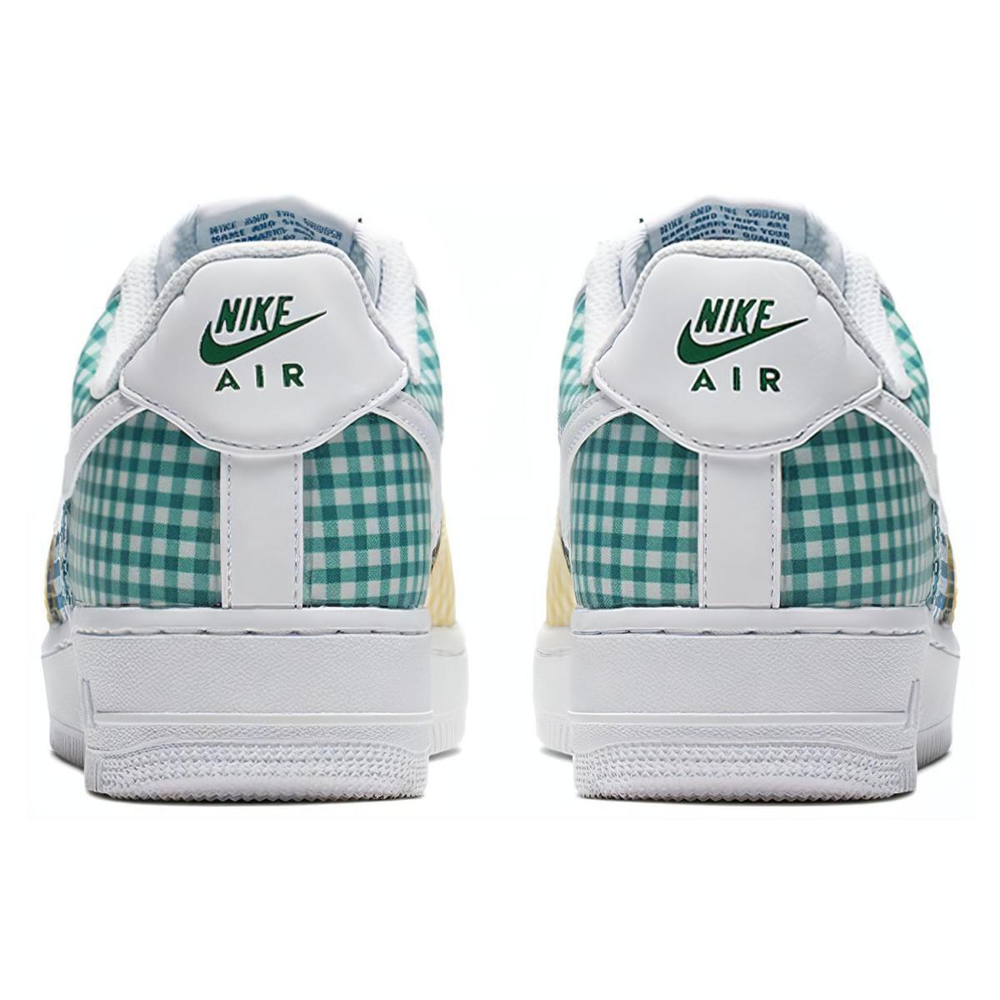 Nike Air Force 1 07 QS