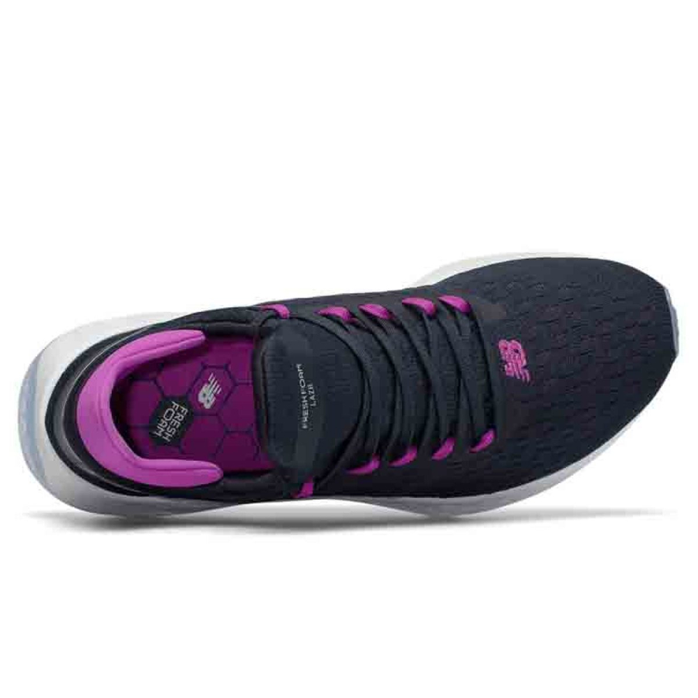 New Balance Lazr v2