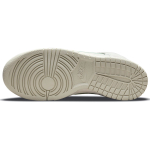 Nike Dunk SE "First Use"