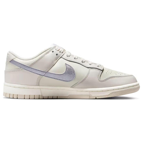 Nike Dunk "Metallic Purple"