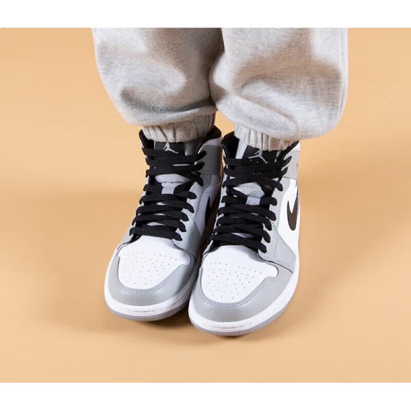 Jordan Air Jordan 1 Mid "LT Smoke Gray" Dior