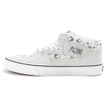 Peanuts x Vans Half Cab Pro Skate Snoopy Family