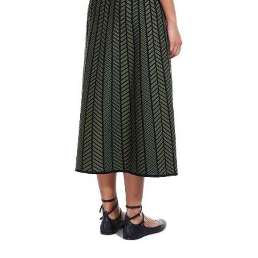 MaxMara V
