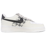 【 】 Nike Air Force 1