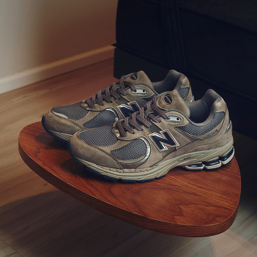 New Balance NB 2002R