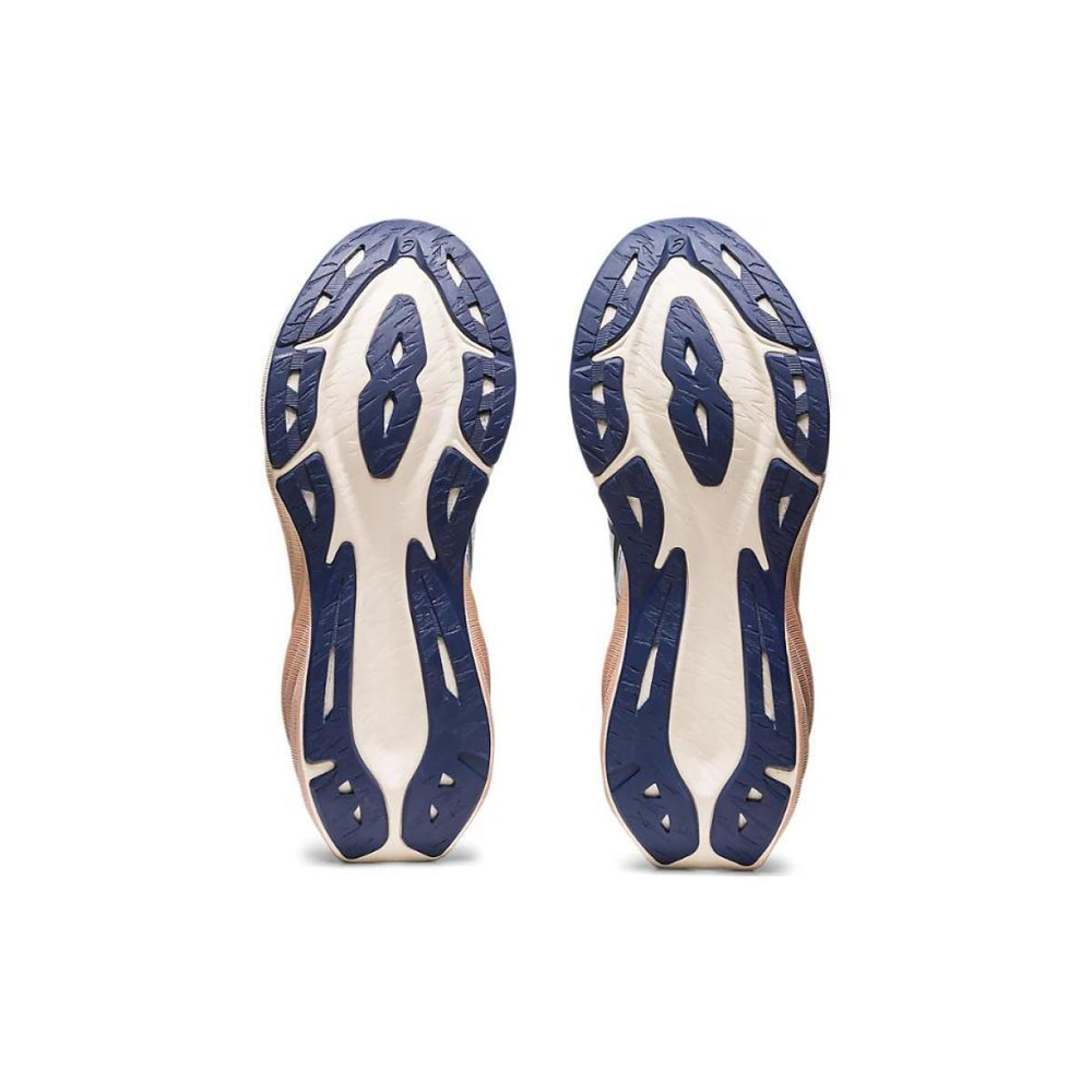 Asics Novablast 3