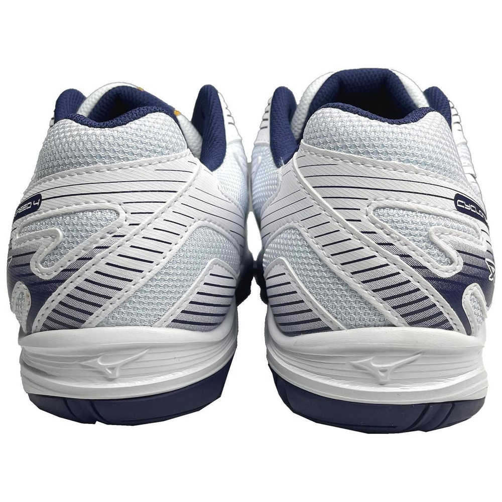 Mizuno Cyclone Speed 4