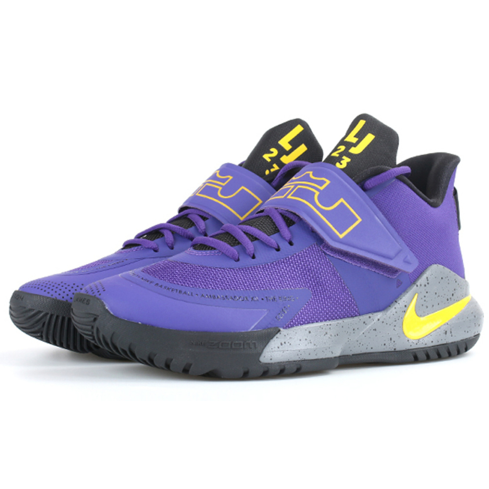 Nike Ambassador 12