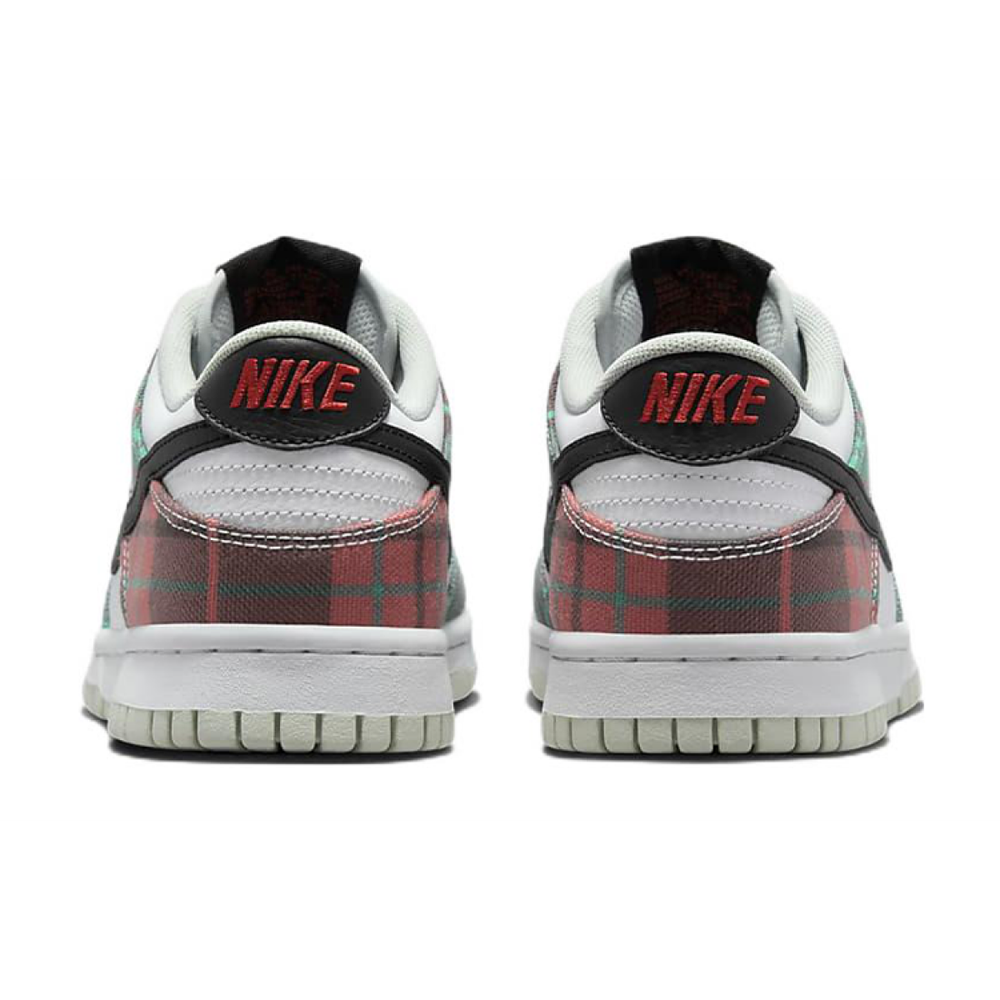 Nike Dunk Low Plaid