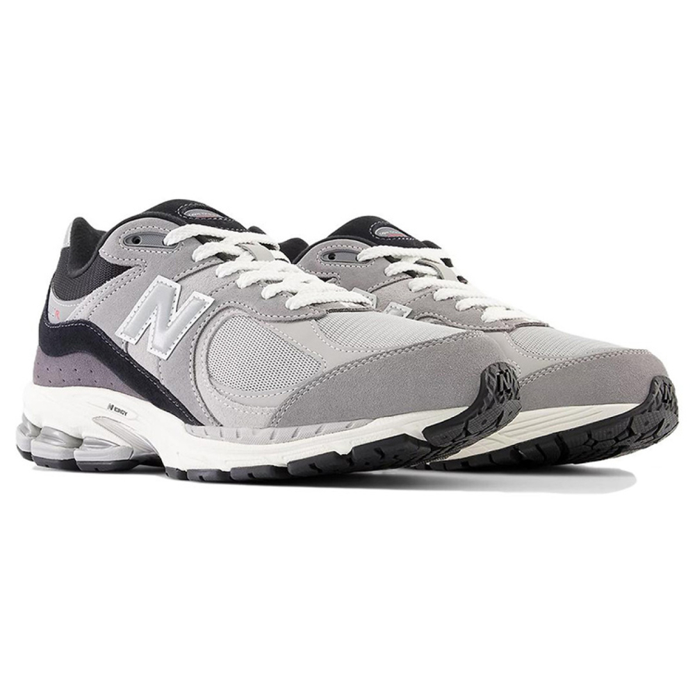 New Balance NB 2002R