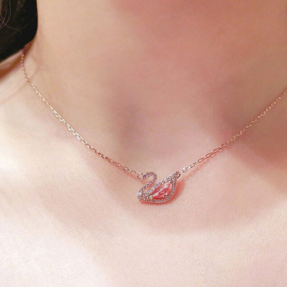 Swarovski Dazzling Swan