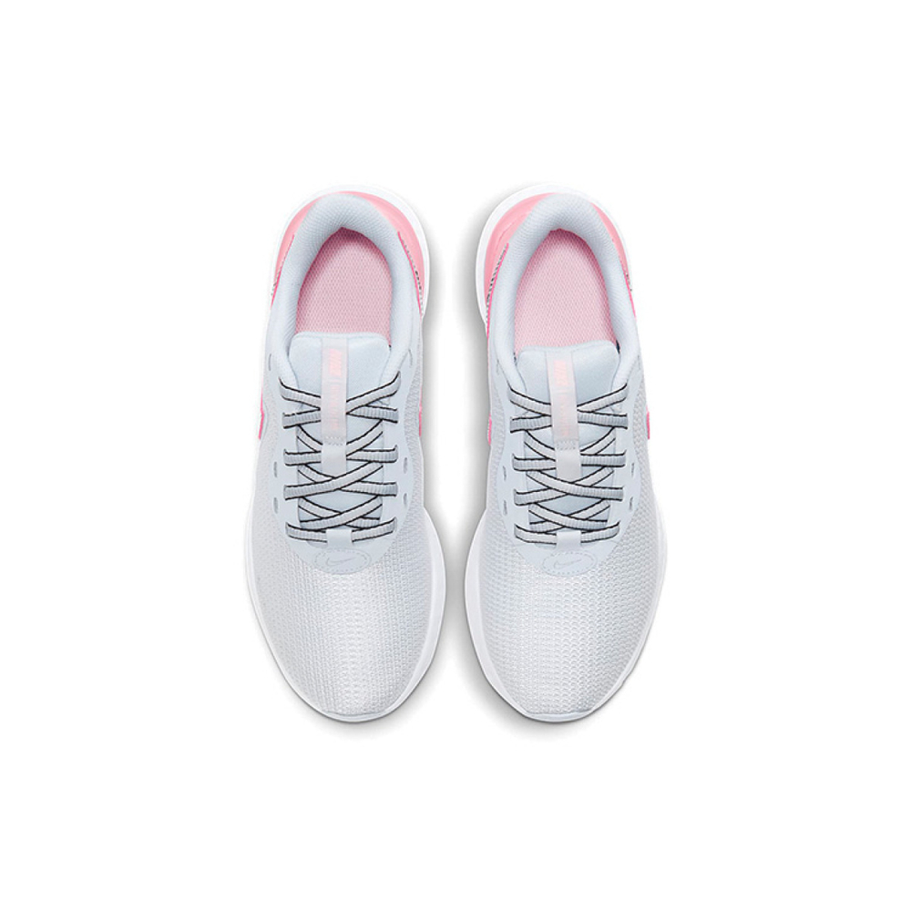 Nike REVOLUTION 5