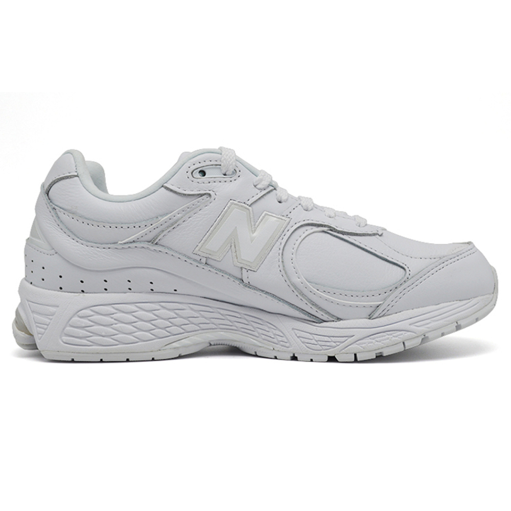 New Balance NB 2002R