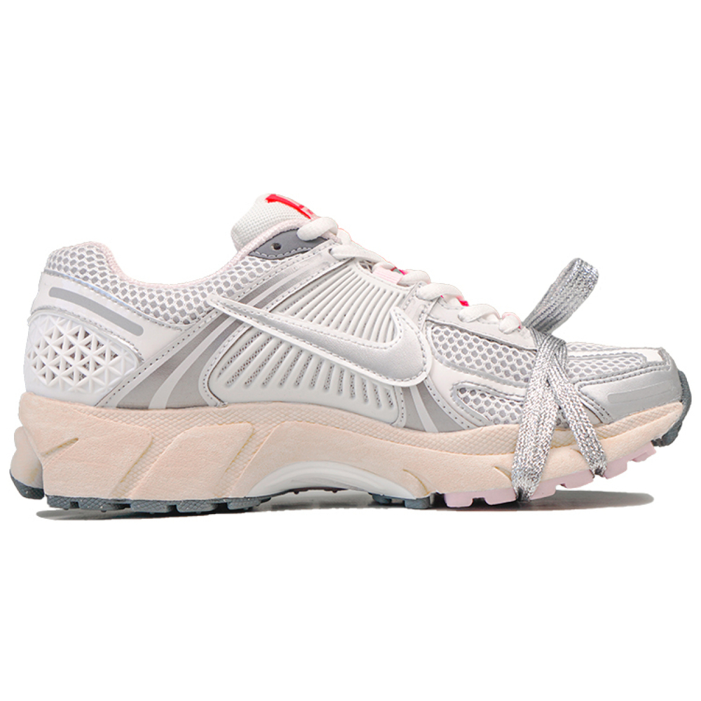 【 】 Nike Air Zoom Vomero 5