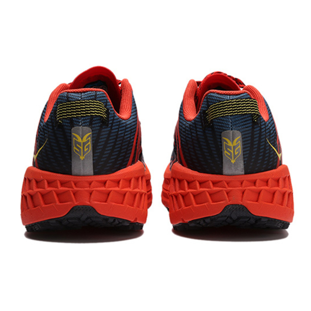 HOKA ONE ONE Speedgoat 4