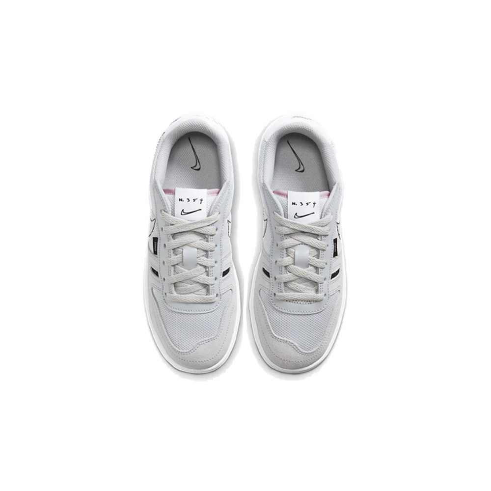 Nike Squash Type
