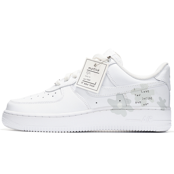 【 】 Nike Air Force 1
