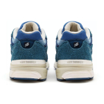 Levi’s x New Balance NB 990 V3