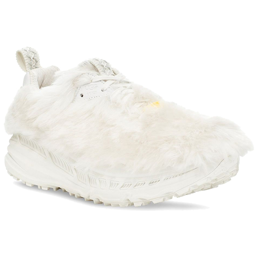 UGG CA805