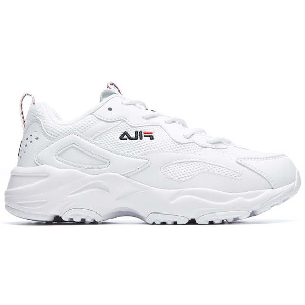 FILA Tracer