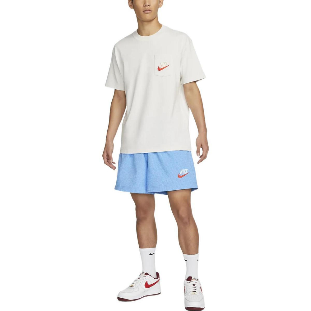 Nike Sportswear Logo T