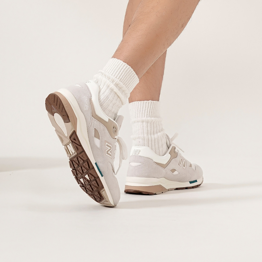 New Balance NB 1600