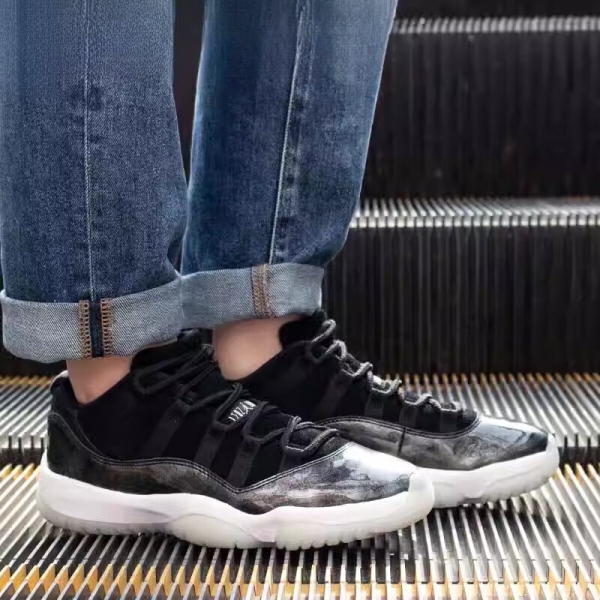 Jordan Air Jordan 11 Low Barons