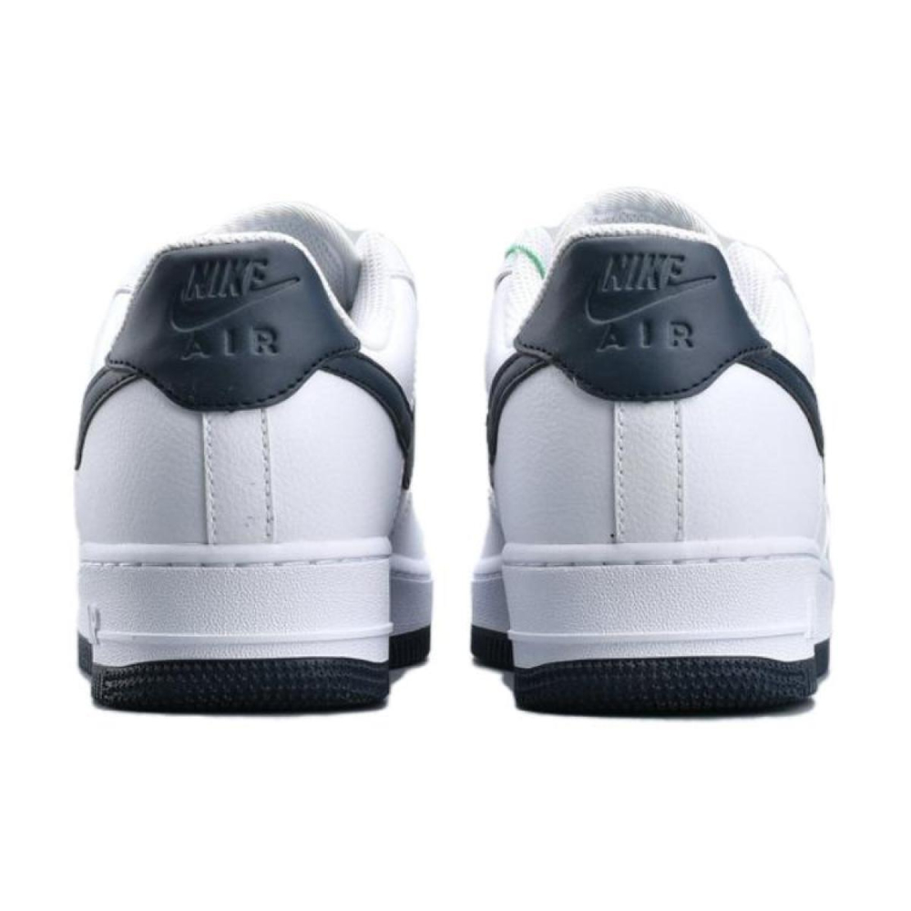 Nike Air Force 1 07
