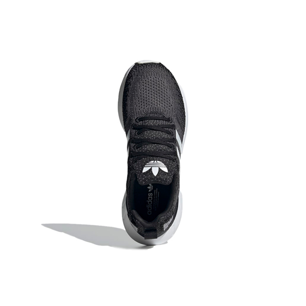 Adidas originals Swift Run 22