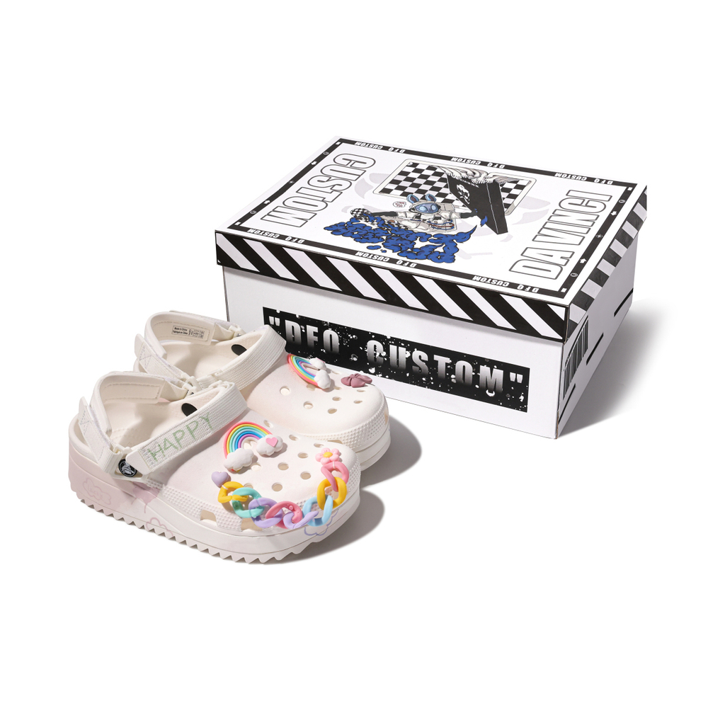 【 】 Crocs LUCKY