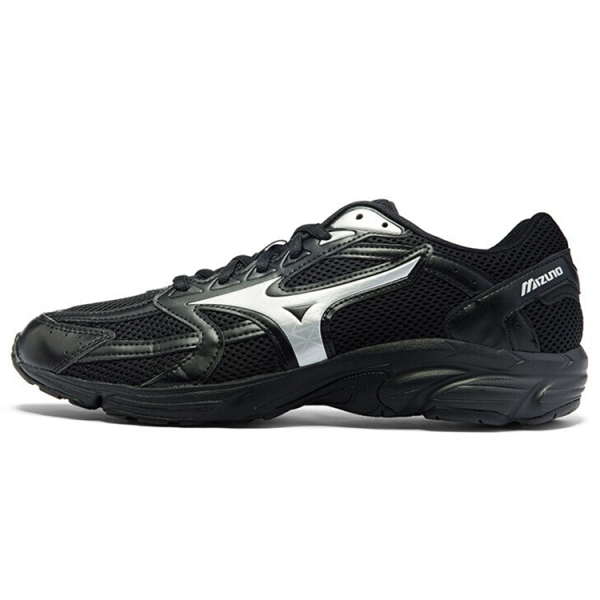 Mizuno Spark CN1