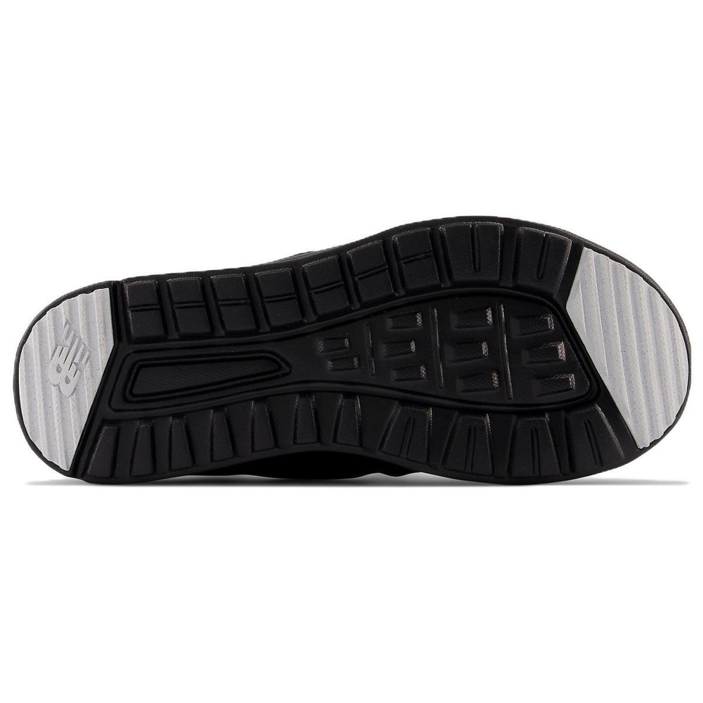 New Balance Caravan Mid-Moc v2