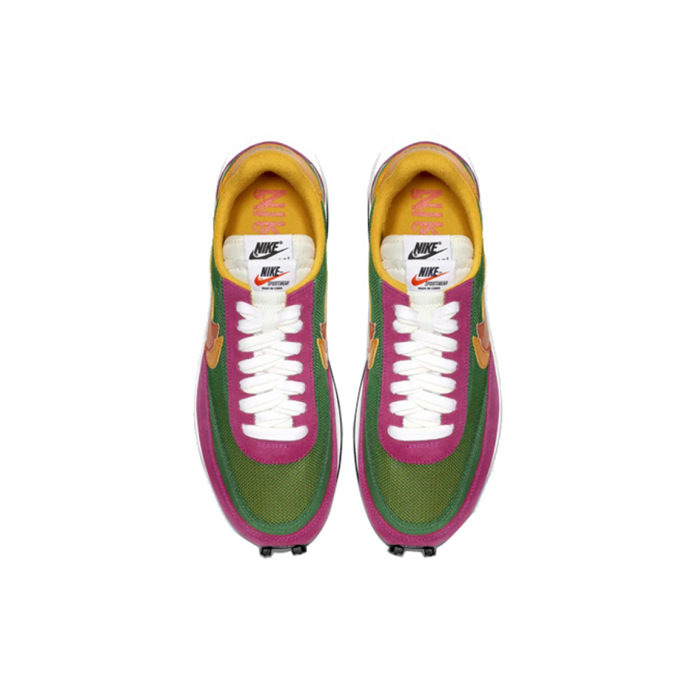 Sacai x Nike Waffle pine gree