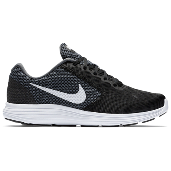Nike REVOLUTION 3