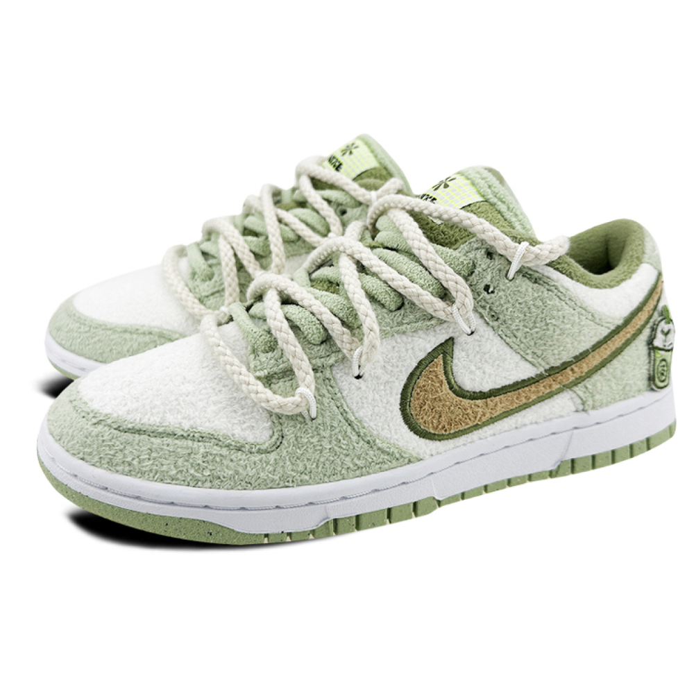 【 】 Nike Dunk Low