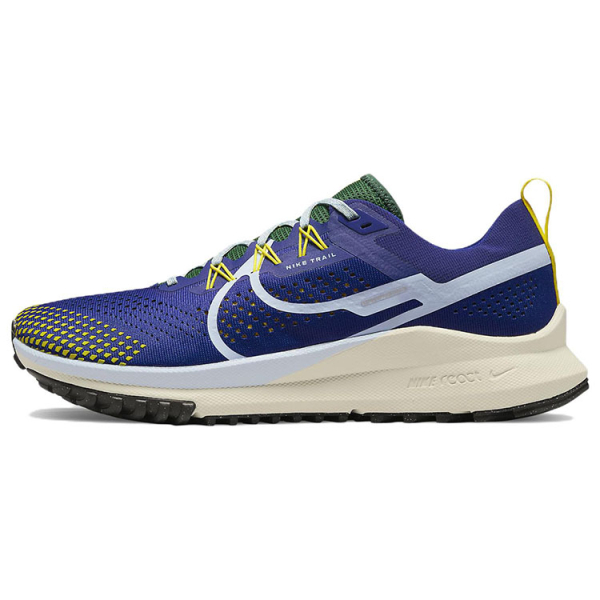 Nike Pegasus Trail 4 React