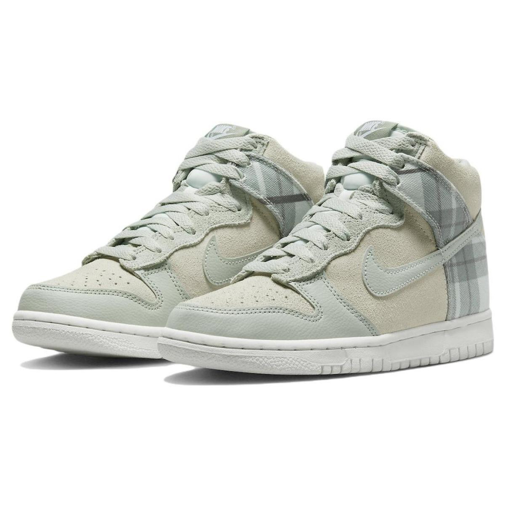 Nike Dunk High Plaid
