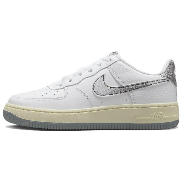 Nike Air Force 1 LV8 3
